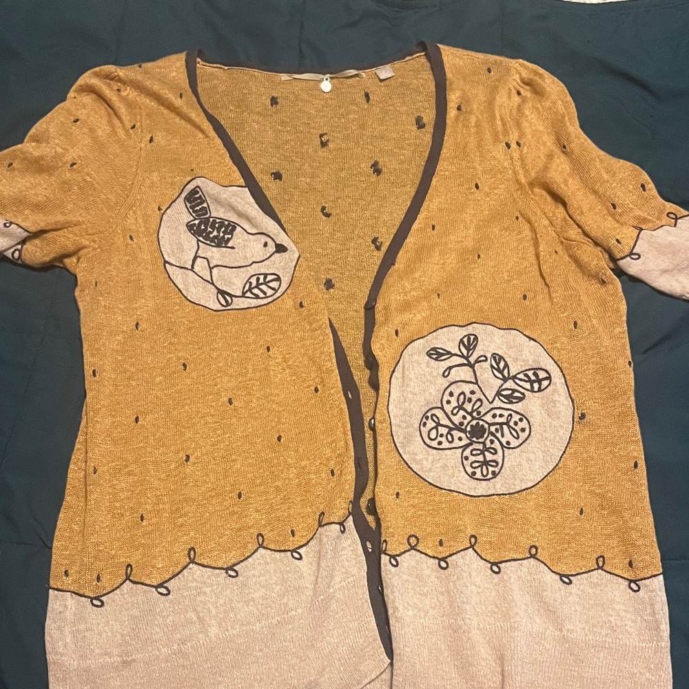 Knitted and knitted cardigan
